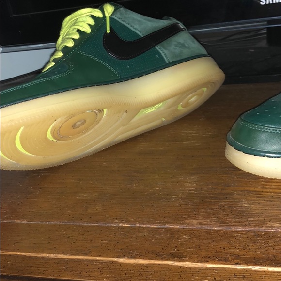 Nike Airforce 1 - Picture 3 of 8